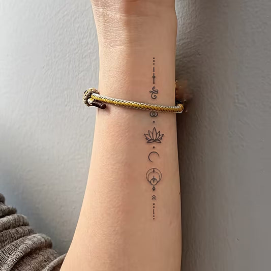 TATUAJE DELINEADO FLOR DE LOTO